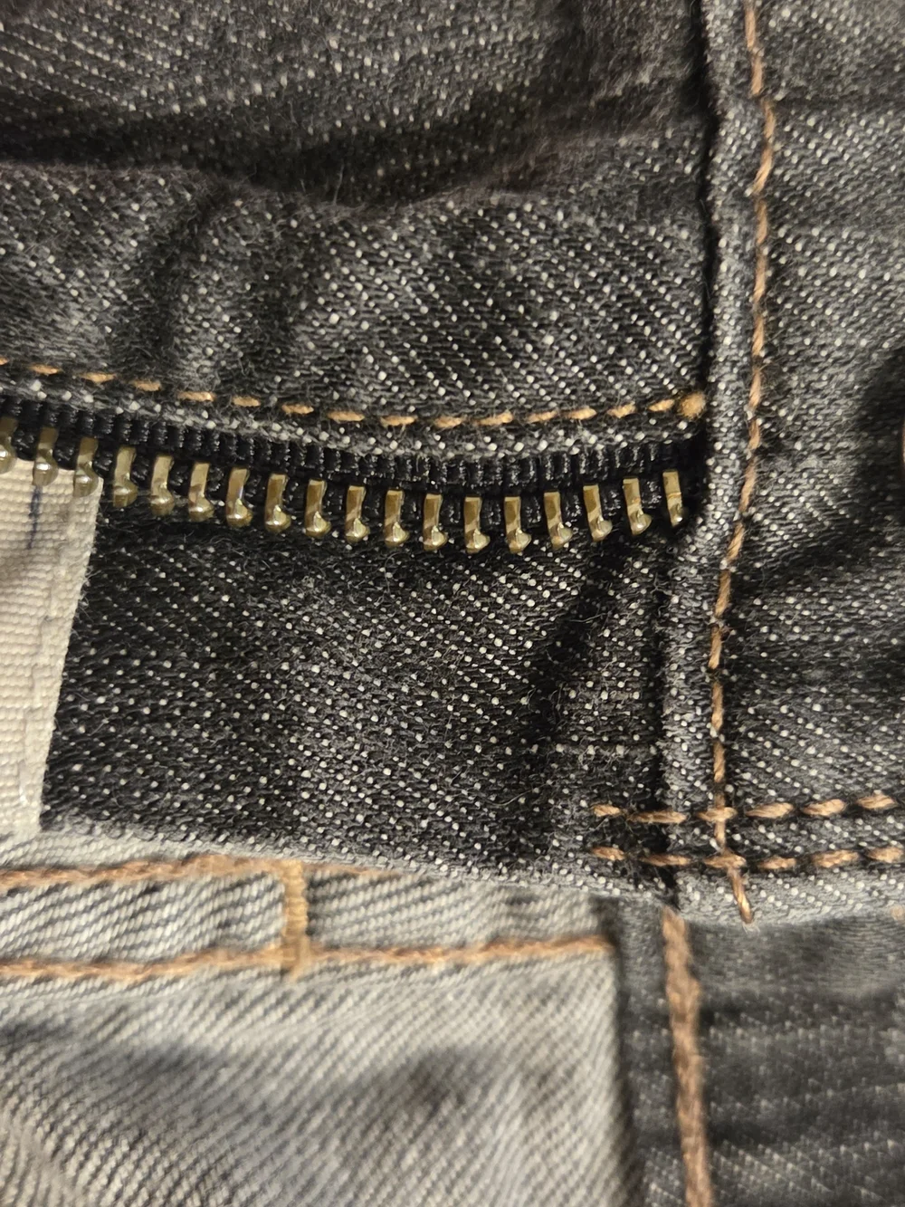 Levi's Men's Charcoal Slim Straight Jeans
